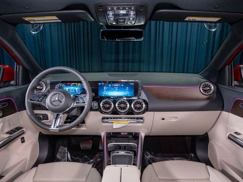 New 2026 Mercedes-Benz GLA 250 image 14