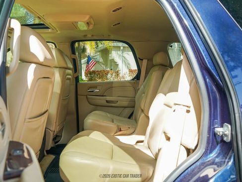 Used 2009 Cadillac Escalade AWD image 50