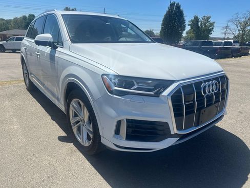 Used 2023 Audi Q7 3.0T Premium Plus AWD/4WD image 2