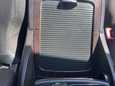 Used 2017 Chevrolet Traverse LT image 20