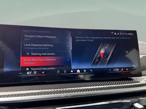 Used 2026 BMW X7 M60i image 18