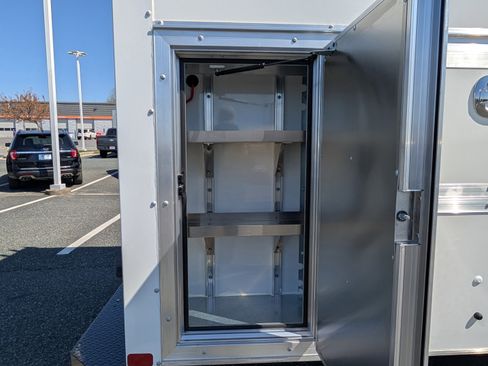 New 2025 Ford Transit 350 w/ Interior Upgrade Package image 11