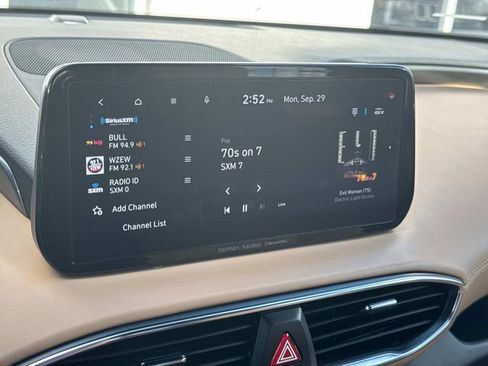 Used 2023 Hyundai Santa Fe Calligraphy image 29