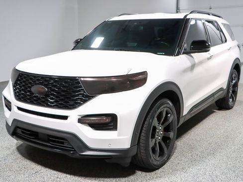 Used 2023 Ford Explorer ST w/ Equipment Group 401A AWD/4WD image 34