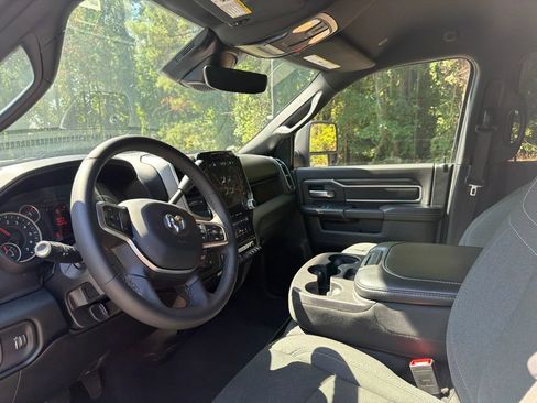 Used 2026 RAM 2500 Big Horn AWD/4WD image 8