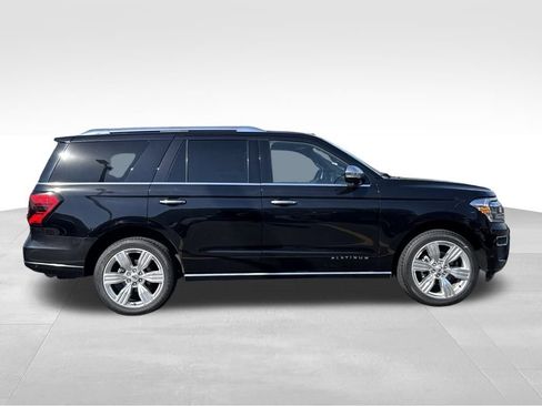 Certified 2022 Ford Expedition Platinum image 6