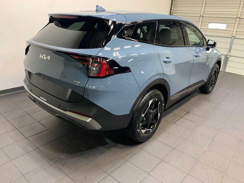New 2026 Kia Sportage S image 3
