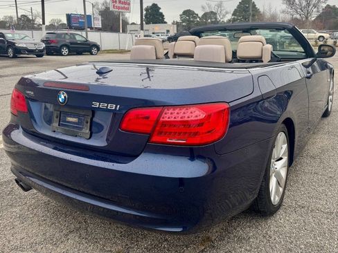 Used 2013 BMW 328i Convertible image 13
