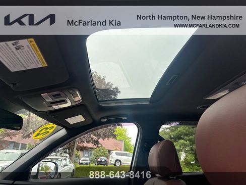 Used 2023 Kia Telluride EX w/ EX Captain's Chair Package FWD image 31