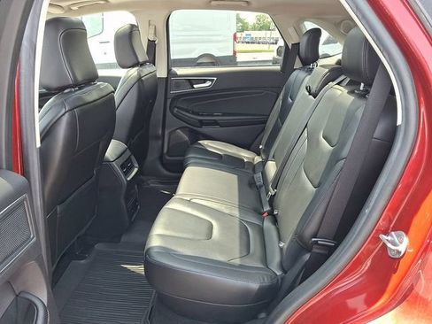 Used 2020 Ford Edge Titanium FWD image 10