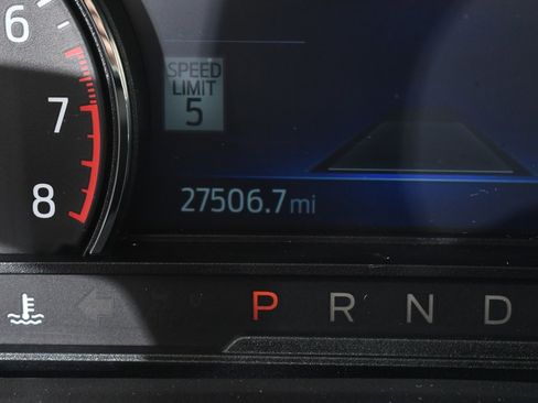 Used 2022 Ford Explorer XLT w/ Equipment Group 202A image 29