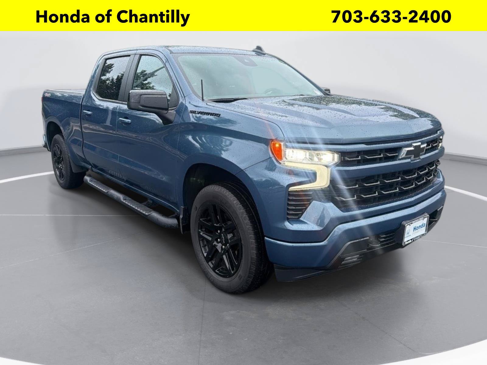 Used 2024 Chevrolet Silverado 1500 RST w/ Protection Package AWD/4WD image 1