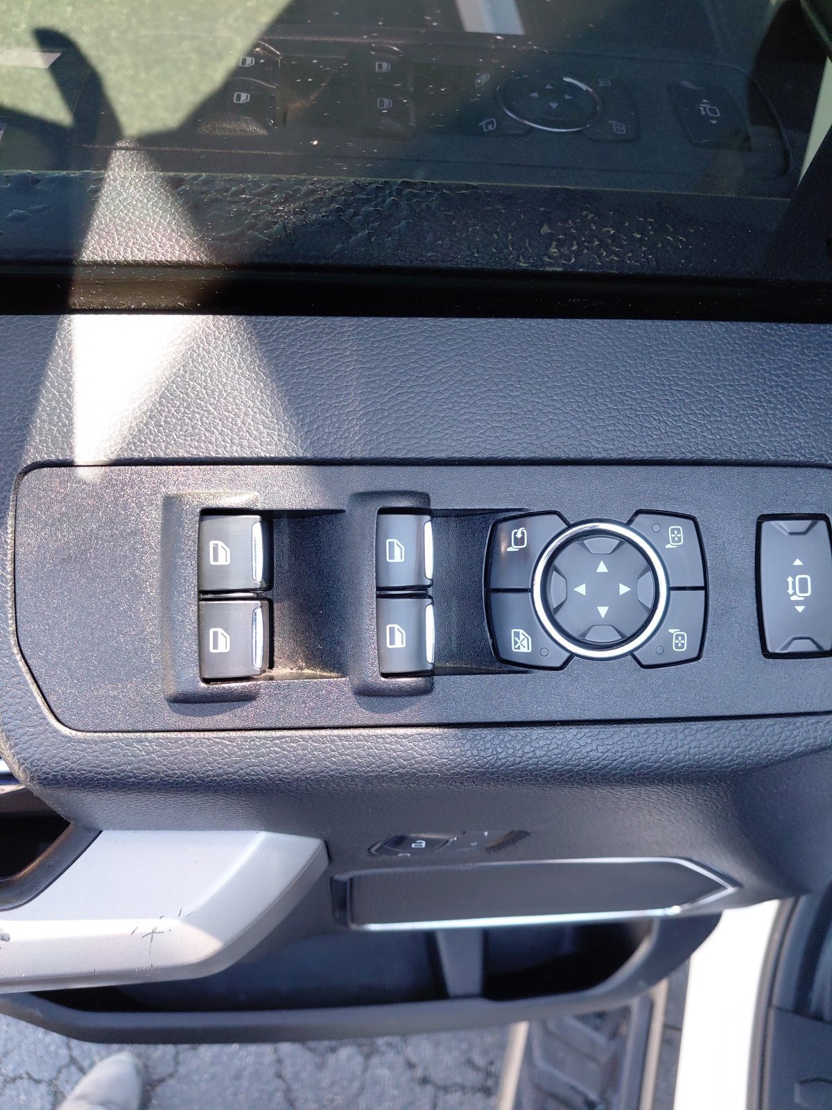 Used 2019 Ford F350 Lariat w/ Lariat Value Package AWD/4WD image 20
