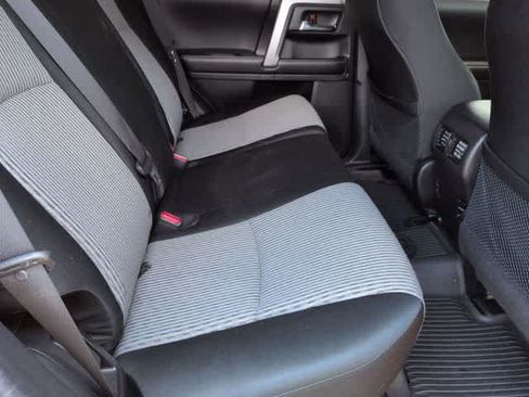 Used 2016 Toyota 4Runner SR5 AWD/4WD image 20