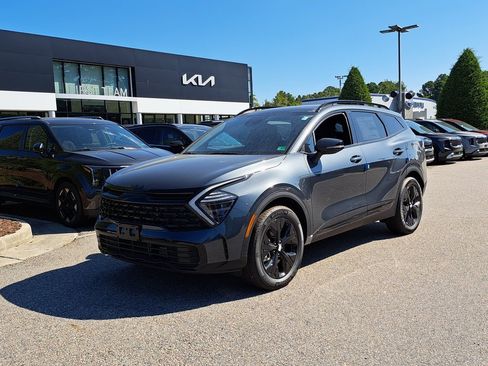 New 2025 Kia Sportage X-Line image 1