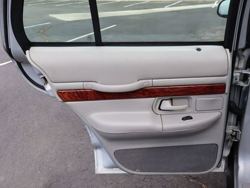 Used 2002 Mercury Grand Marquis LS image 24