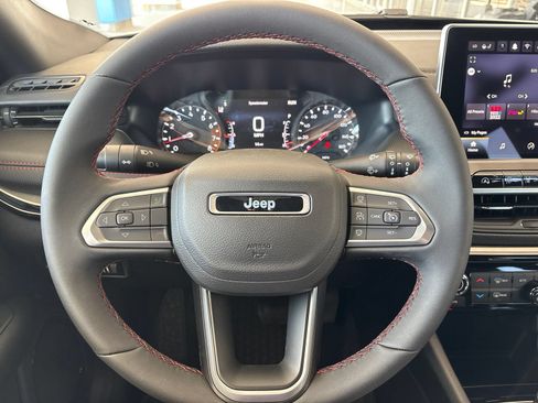 New 2026 Jeep Compass Trailhawk AWD/4WD image 27