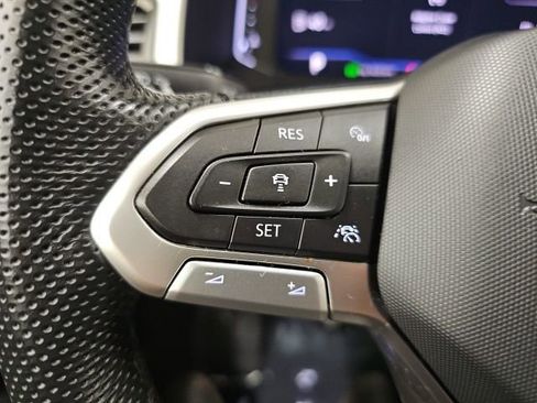 Used 2023 Volkswagen Atlas SEL Premium AWD/4WD image 18