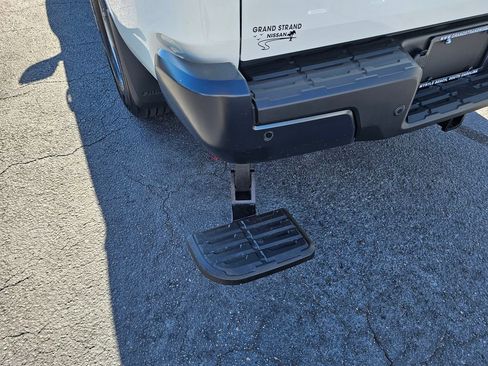 New 2026 Nissan Frontier S image 11