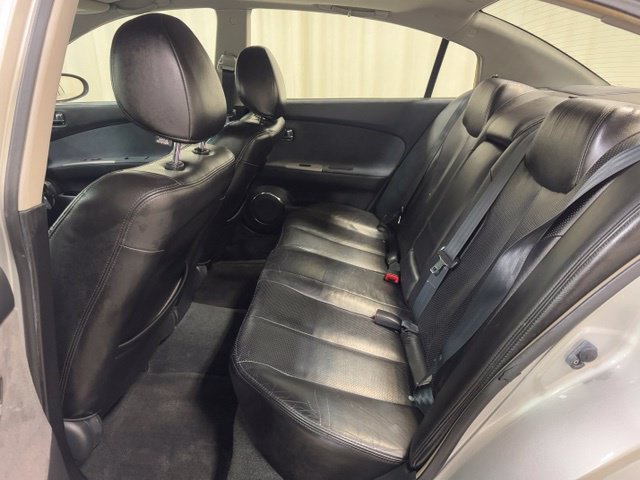 Used 2006 Nissan Altima 3.5 SL FWD image 34