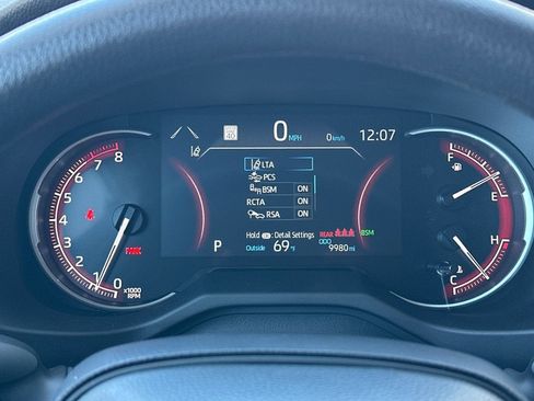 Certified 2025 Toyota RAV4 XLE image 25