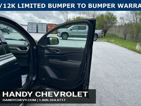 Certified 2022 GMC Acadia Denali w/ Black Diamond Edition AWD/4WD image 48