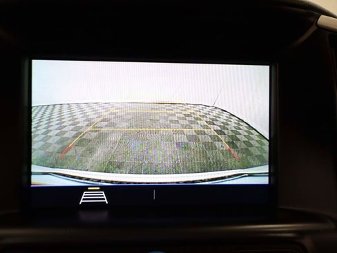 Used 2020 GMC Terrain SLE w/ Driver Convenience Package image 11