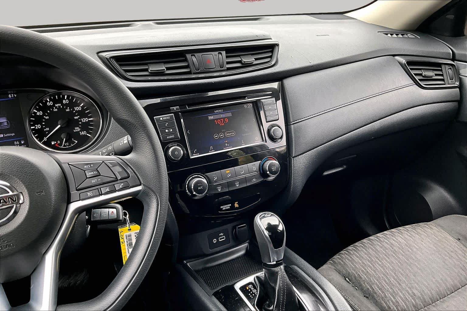 Used 2019 Nissan Rogue S AWD/4WD image 7