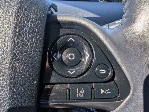 Used 2020 Toyota Prius Prime LE w/ Protection Package FWD image 26