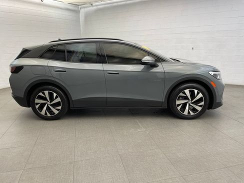 Used 2024 Volkswagen ID.4 2WD image 10