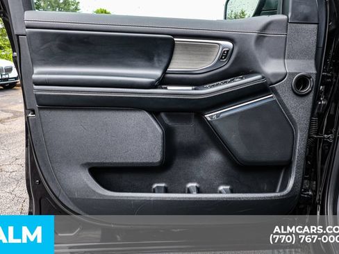 Used 2025 Ford Expedition Platinum AWD/4WD image 50