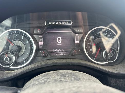 Used 2020 RAM 1500 Big Horn AWD/4WD image 5