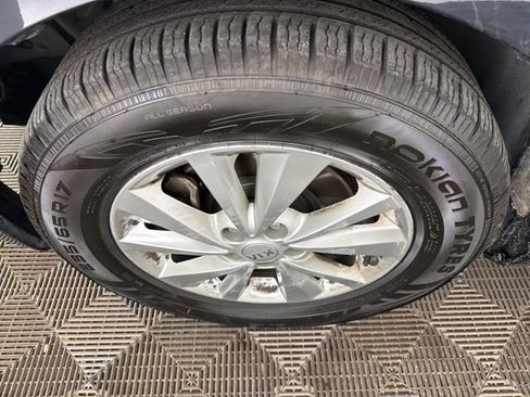 Used 2017 Kia Sedona LX w/ LX Essentials Premium Package FWD image 29