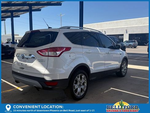 Used 2015 Ford Escape Titanium FWD image 4