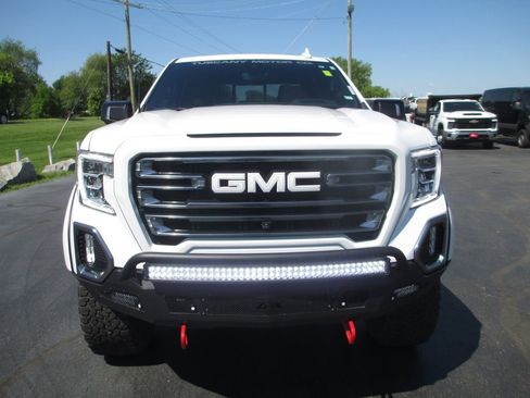 Used 2021 GMC Sierra 1500 AT4 w/ Technology Package AWD/4WD image 13