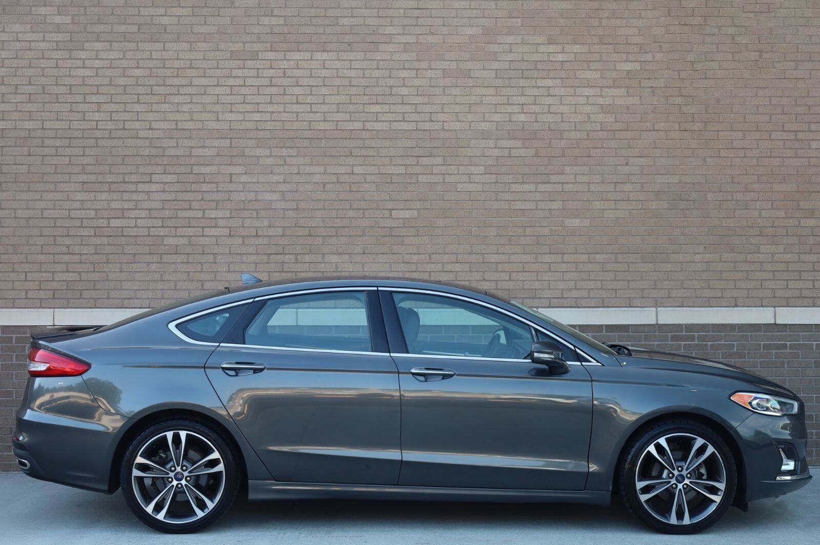 Used 2020 Ford Fusion Titanium FWD image 2