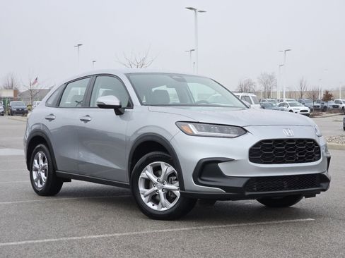 Certified 2023 Honda HR-V LX image 2