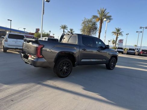 Used 2023 Toyota Tundra Platinum AWD/4WD image 4