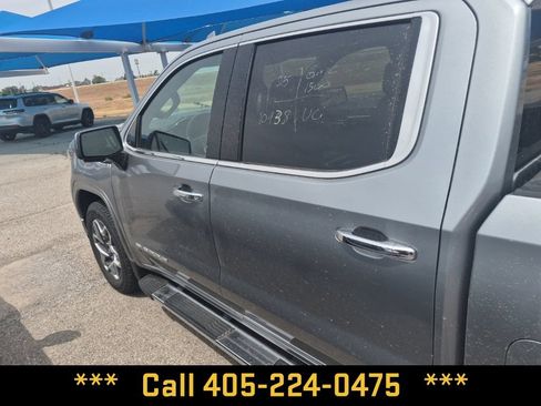 Used 2025 GMC Sierra 1500 SLT w/ SLT Premium Plus Package AWD/4WD image 11