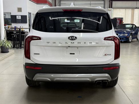 Used 2021 Kia Telluride S AWD/4WD image 3