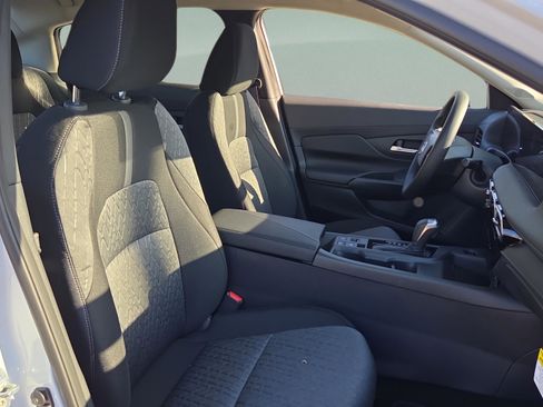 New 2026 Nissan Sentra SV w/ Floor Mat Package FWD image 15