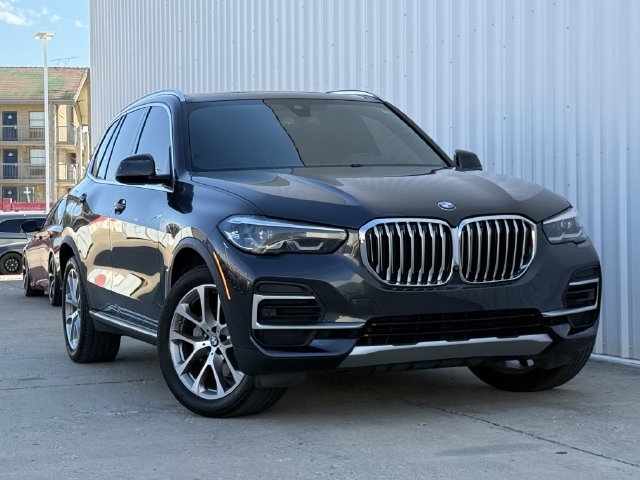 Used 2023 BMW X5 xDrive40i w/ Premium Package AWD/4WD image 3