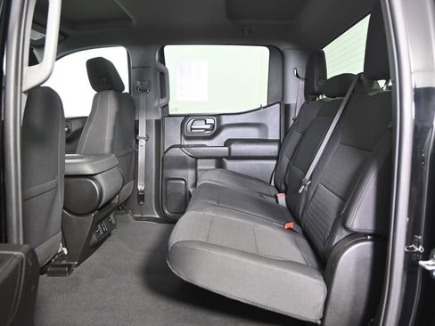 Used 2024 Chevrolet Silverado 1500 Custom image 17