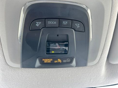 Used 2024 Toyota Corolla Cross L AWD/4WD image 26