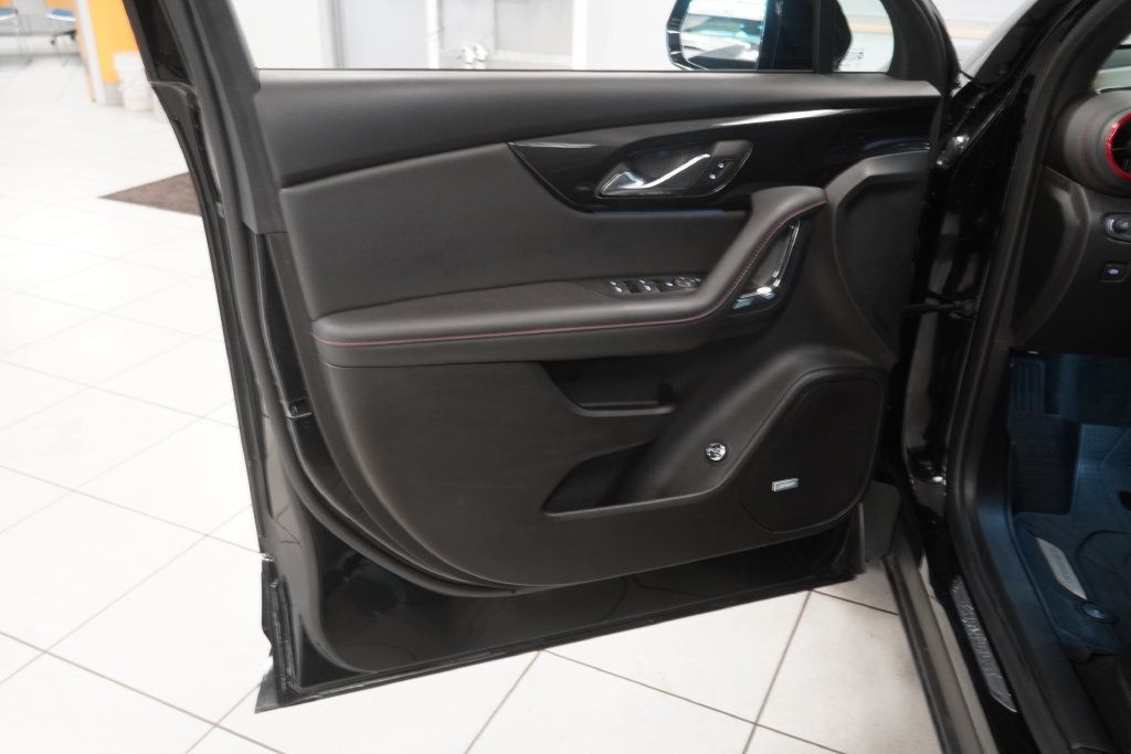 Used 2023 Chevrolet Blazer RS w/ LPO, Floor Liner Package FWD image 5