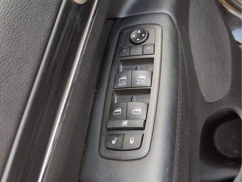 Used 2021 Jeep Grand Cherokee Limited image 27