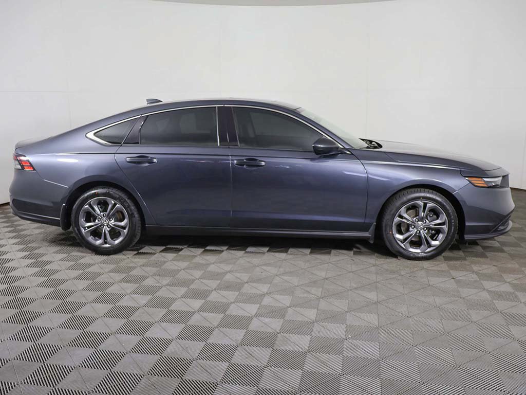 Used 2023 Honda Accord EX image 17