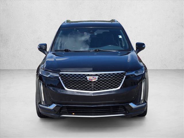 Used 2021 Cadillac XT6 Premium Luxury FWD image 2