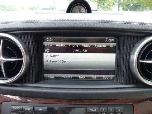 Used 2014 Mercedes-Benz SL 550 image 40