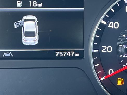 Used 2023 Kia Forte GT-Line w/ GT-Line Premium Package image 13